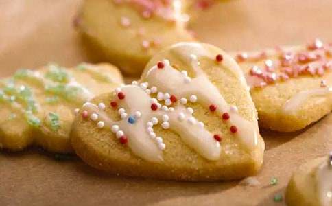 ����������600��3ƪ