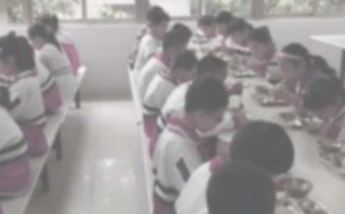 ���ر����Է�����300��3ƪ