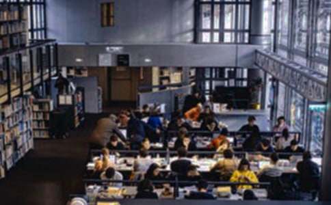 大学生英文自我介绍模板汇总八篇