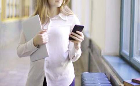 大学生自我介绍【精】