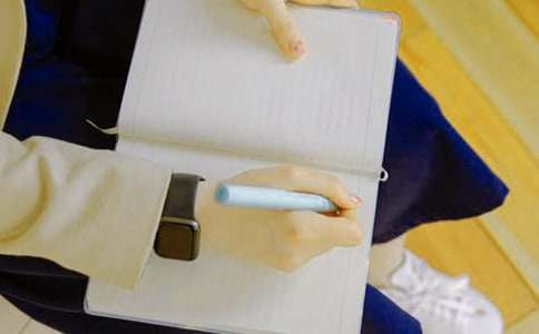 根鸟读后感汇总(2篇)