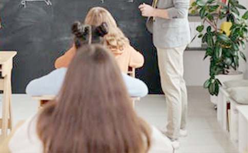 中班健康公开课教案《不挑食身体棒》