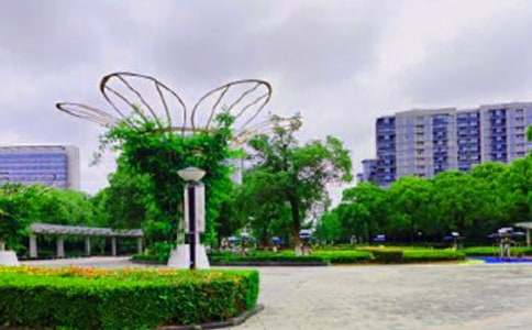 ��԰����400�ַ�����4ƪ��