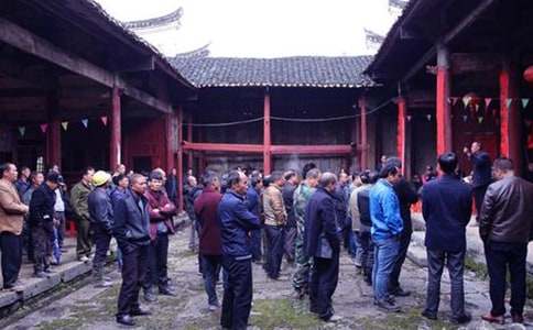 ���׼����´�