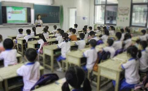 Сѧ���꼶�����γ̽�ѧ�ƻ�