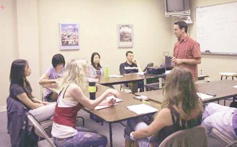 《猴王出世》教学设计