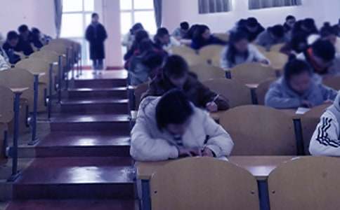 ���п��Է�˼����600�ֻ���ƪ