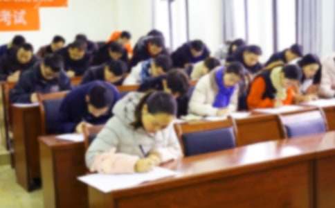 ���п����Ժ�����300�ֻ���7ƪ