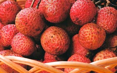 ������֦������300��