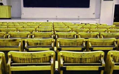 (����)��ĸУ��һ����