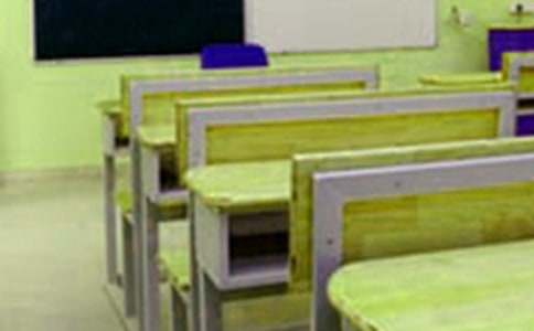 ���ر�����ĸУ��л��4ƪ