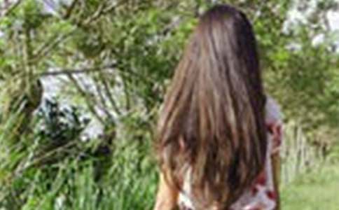 Ů����Ĭ���ҽ��ܷ���