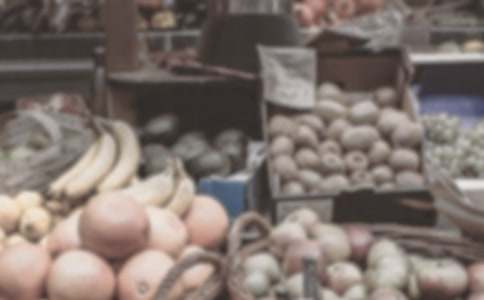 �����г�300������