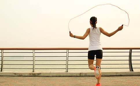 ��������600��4ƪ�����ϣ�