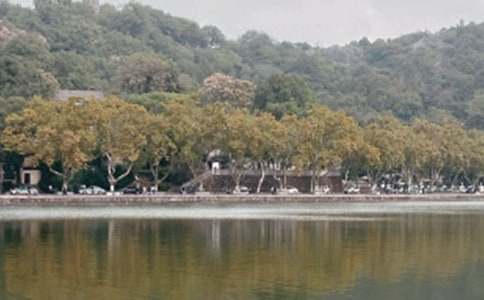 ������������400��