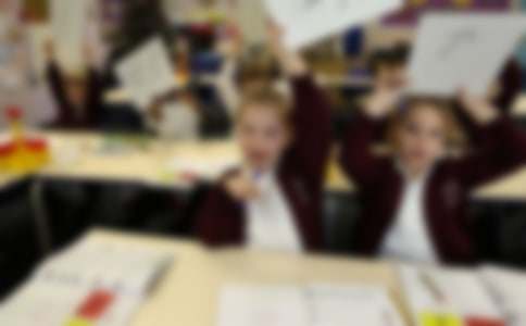 δ���ı�Сѧ������500��