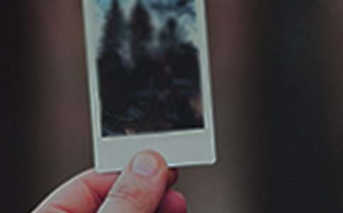 [��]��Ƭ�Ĺ��µ�����300��