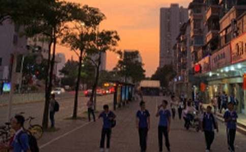 ��ѡ��ѧ�����ҽ���ģ�弯����ƪ