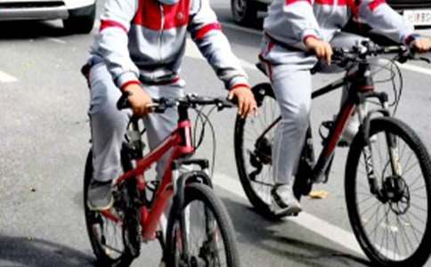 ��ѧ�����ҽ��ܡ�ͨ��13ƪ��