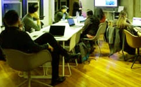 年轻干部座谈会发言稿